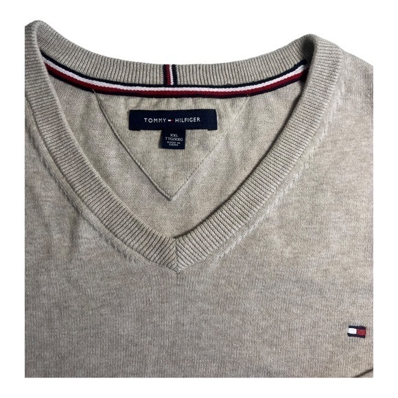 Tommy Hilfiger Mens Sweater XXL Tan Cream Small V Neck Cotton - Picture 2 of 4